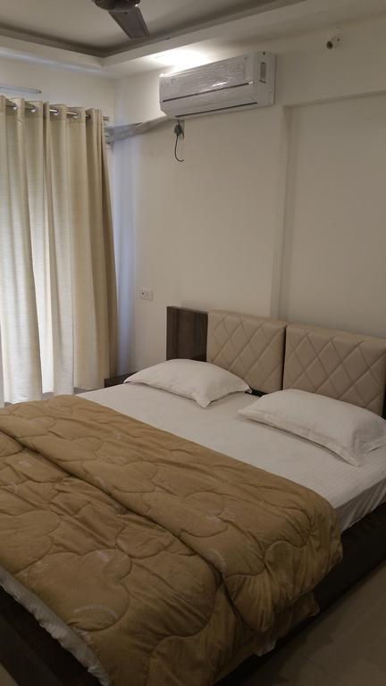 Arista Service Apartments Andheri Мумбаї Екстер'єр фото